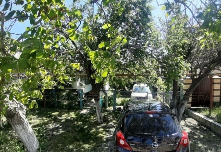 Продаётся дом в Анапской с большим участком