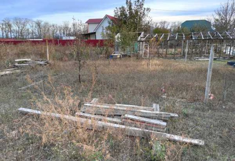 Продаётся земельный участок в х. Красный