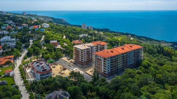 Однокомнатные апартаменты с прямым видом на море в новом комплексе апартаментов в г. Ялта