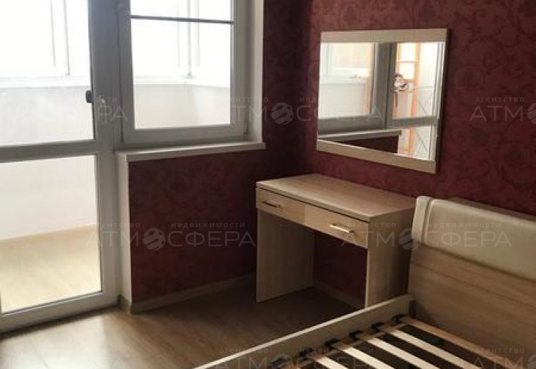 Продается 2-х комная квартира в районе ТЦ "Красная площадь"