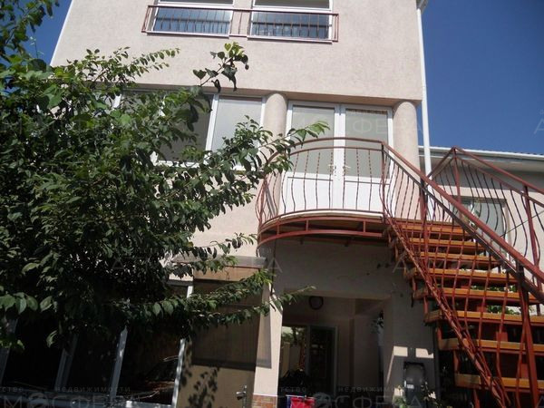 Продаётся дом с гостевыми номерами в г. Анапа