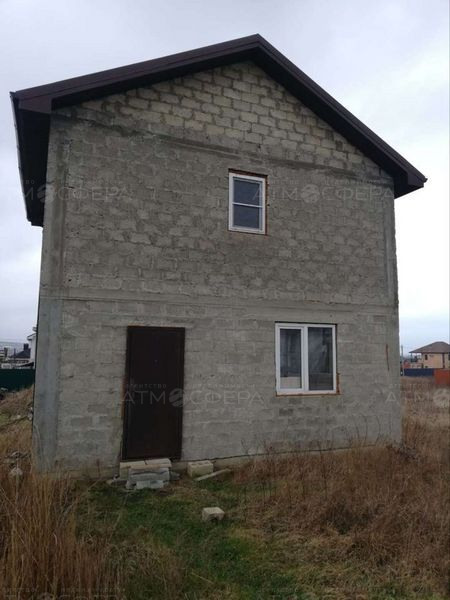 Дом в пригороде Анапы