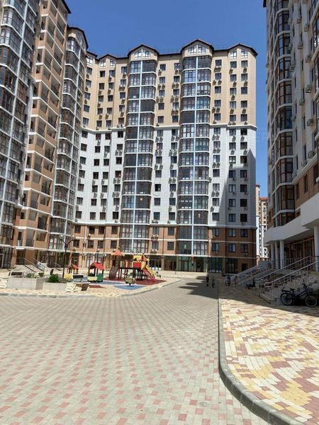 Однакомнатная квартира в ЖК "Черное Море"