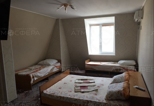 Продаётся 3-х этажный дом гостиничного типа.