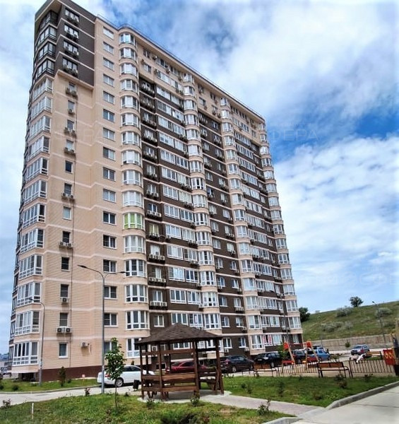 Продается 1- к. квартира с видом на море в ЖК "Кавказ".