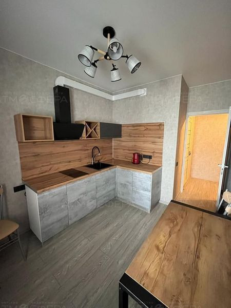 Квартира с ремонтом в новом ЖК на Пустошкина