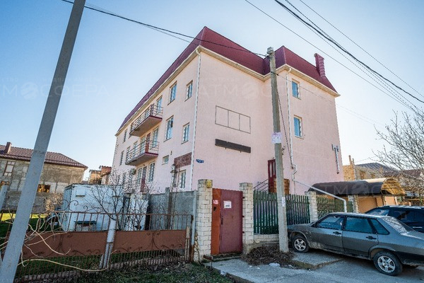 Продаётся два здания на земельном участке в ст. Анапская