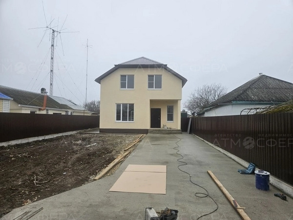 Просторный дом с предчистовой отделкой в ст. Варениковская Крымского района