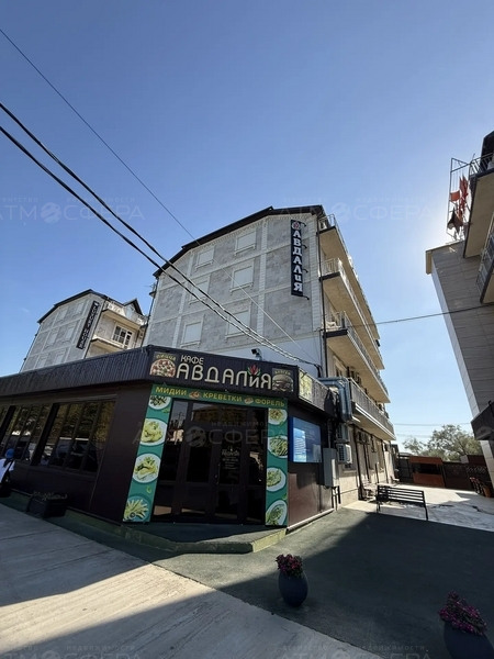 Гостиница в 100 метрах от песчаного пляжа