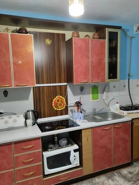 Продаётся жилой 3-х этажный гараж в г. Анапа